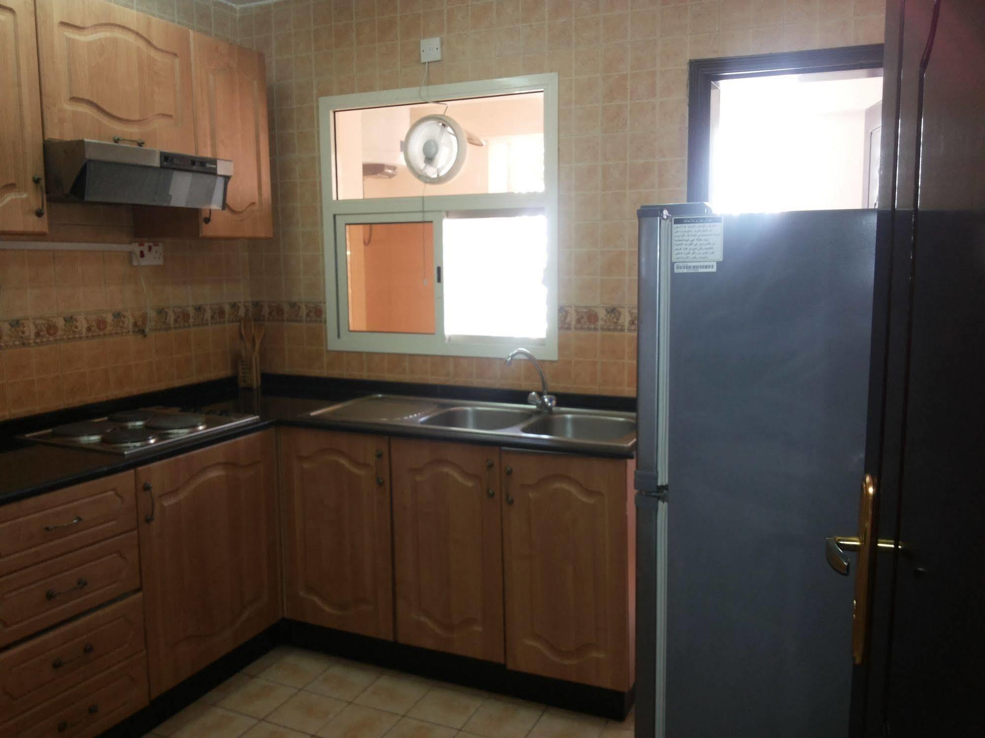 Gulf Hotel Apartment الخليج للشقق الفندقية Маскат Экстерьер фото